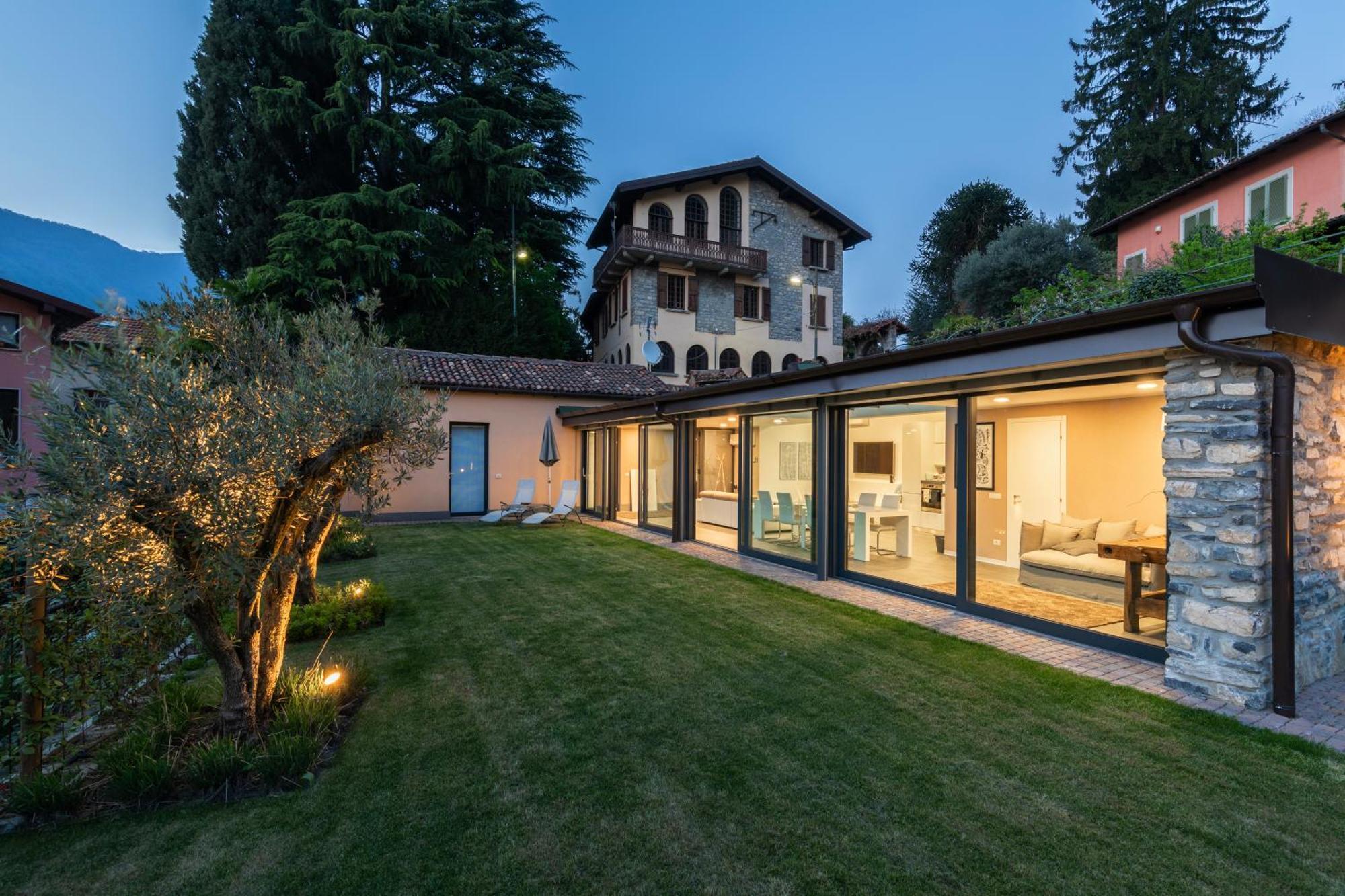 Torno Lumina House - Private Garden & Lake View Exterior foto